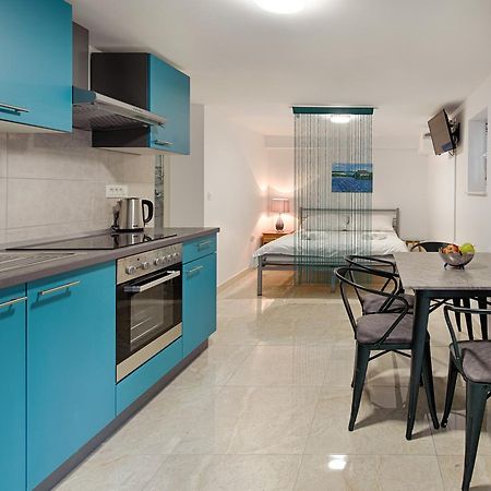 Cezar Luxury Apartment أوميس المظهر الخارجي الصورة