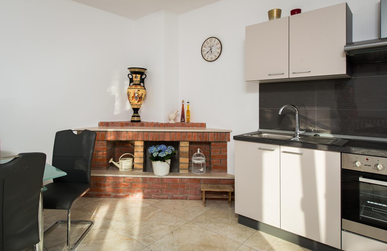 Cezar Luxury Apartment أوميس المظهر الخارجي الصورة