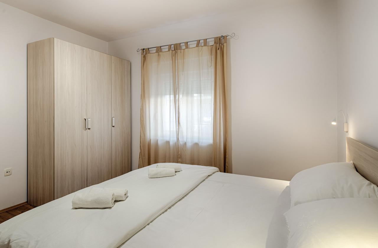 Cezar Luxury Apartment أوميس المظهر الخارجي الصورة