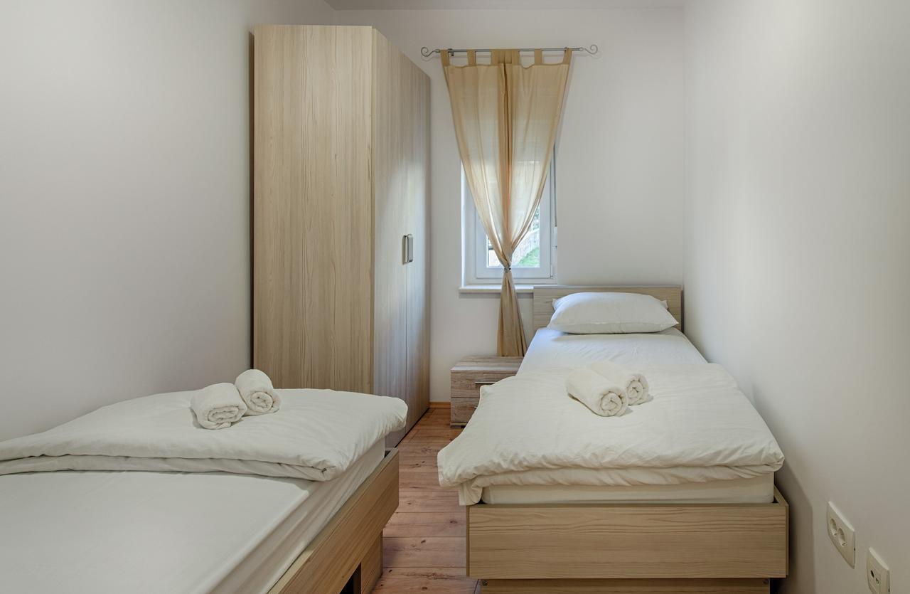 Cezar Luxury Apartment أوميس المظهر الخارجي الصورة