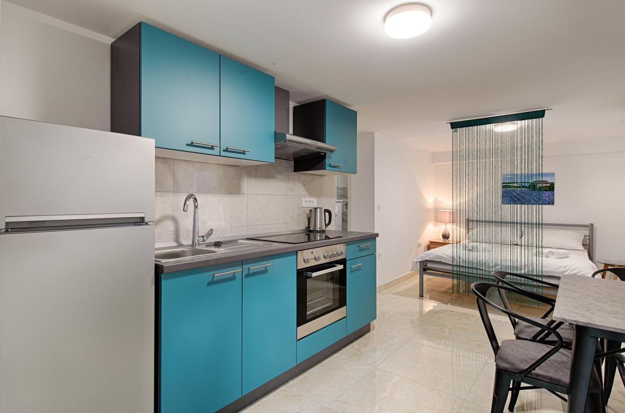 Cezar Luxury Apartment أوميس المظهر الخارجي الصورة